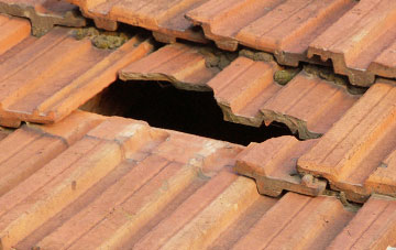 roof repair Cefn Gorwydd, Powys